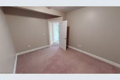 897 Stonewater Drive, Kent, OH 44240 - Photo 32