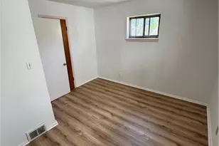 990 E 129th St, Loveland, OH 44108 - Photo 4