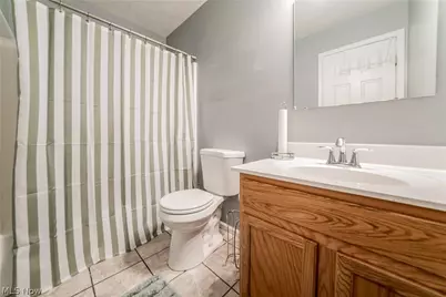 6382 Stonehaven Lane, Huber Heights, OH 44146 - Photo 38