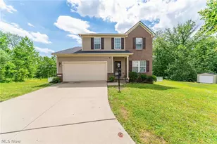 6382 Stonehaven Ln, Huber Heights, OH 44146 - Photo 1