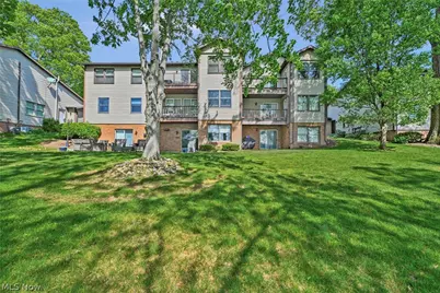 1819 Harbour Circle NW, Canton, OH 44708 - Photo 8