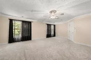 6424 Oak Point Estates, Lorain, OH 44053 - Photo 20