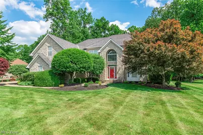 6424 Oak Point Estates, Lorain, OH 44053 - Photo 2