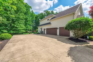 6424 Oak Point Estates, Lorain, OH 44053 - Photo 48