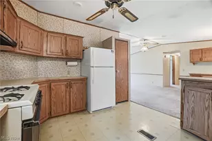 5333 Chestnut St, Andover, OH 44003 - Photo 12
