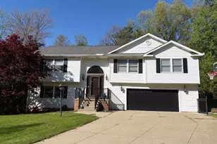2989 Fox Burrow Dr, Stow, OH 44224 - Photo 1