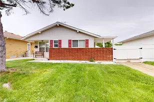 4323 Valleyside Rd, Loveland, OH 44135 - Photo 1