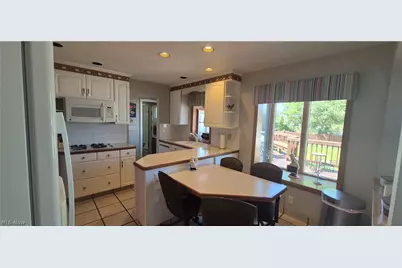 73 E Hillsdale Avenue, Green Hills, OH 44131 - Photo 10
