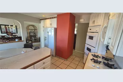 73 E Hillsdale Avenue, Green Hills, OH 44131 - Photo 8