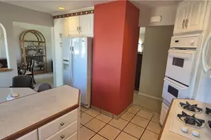 73 E Hillsdale Ave, Green Hills, OH 44131 - Photo 8