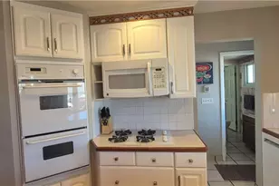 73 E Hillsdale Ave, Green Hills, OH 44131 - Photo 12