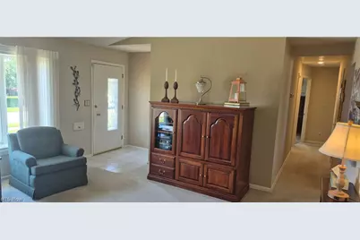 73 E Hillsdale Avenue, Green Hills, OH 44131 - Photo 6