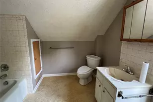 2113 11th St SW, Akron, OH 44314 - Photo 28