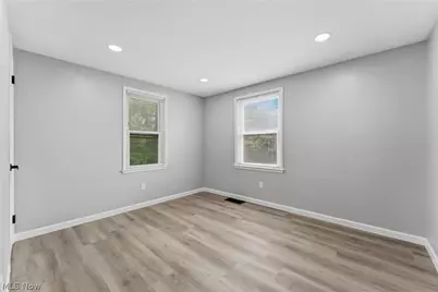 3502 Cleveland Avenue S, Canton, OH 44707 - Photo 18