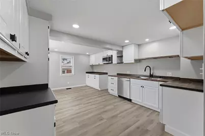3502 Cleveland Avenue S, Canton, OH 44707 - Photo 12