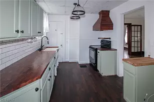 430 Vine St, Fremont, OH 43420 - Photo 8
