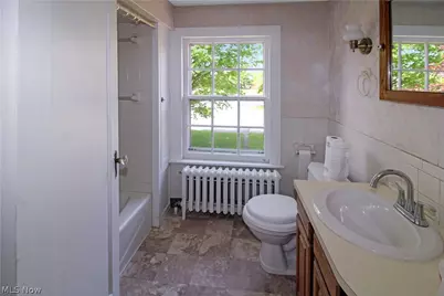 325 Jefferson Street, Port Clinton, OH 43452 - Photo 18