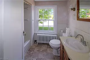 325 Jefferson St, Port Clinton, OH 43452 - Photo 18