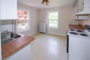 325 Jefferson St, Port Clinton, OH 43452 - Photo 16
