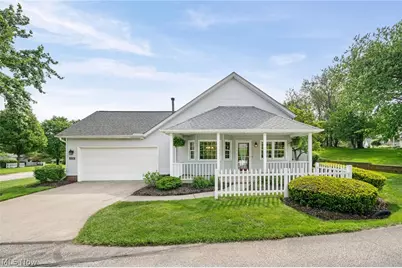 1235 Candlewick Lane #3-11, Grandview Heights, OH 44147 - Photo 1