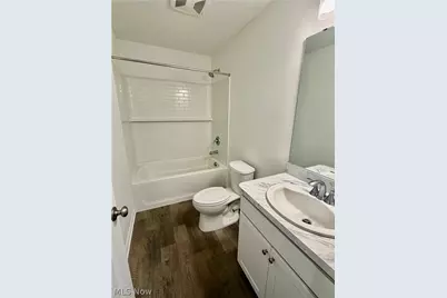 677 Crossings Lane, Akron, OH 44320 - Photo 18