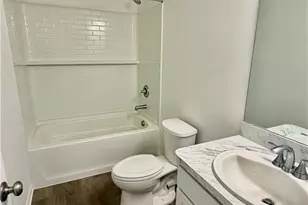 677 Crossings Ln, Akron, OH 44320 - Photo 18