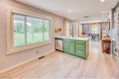 21376 Boston Road, Strongsville, OH 44149 - Photo 6