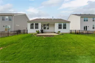 36732 Appian Wy, North Ridgeville, OH 44039 - Photo 44