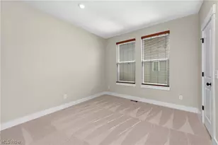 36732 Appian Wy, North Ridgeville, OH 44039 - Photo 28