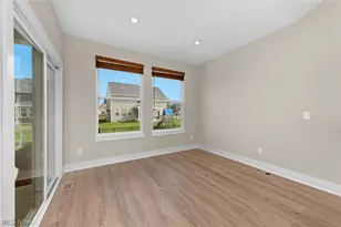36732 Appian Wy, North Ridgeville, OH 44039 - Photo 18