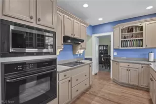1615 Waterbury Rd, Oakwood, OH 44107 - Photo 12