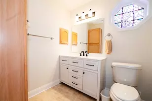 316 Brookpoint St NW, North Canton, OH 44720 - Photo 16