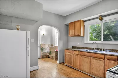 840 Work Drive, Akron, OH 44320 - Photo 6