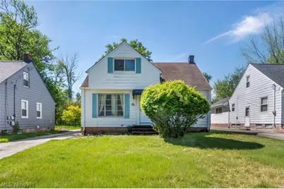 15812 Grant Avenue, Maple Heights, OH 44137 - Photo 2