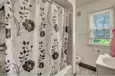 15812 Grant Avenue, Maple Heights, OH 44137 - Photo 18