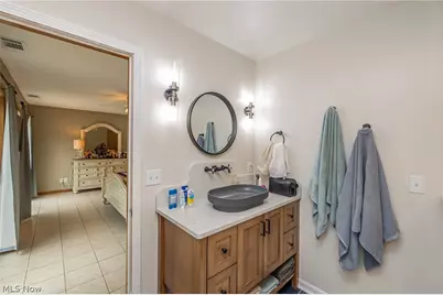 9541 N Bedford Road, Macedonia, OH 44056 - Photo 20