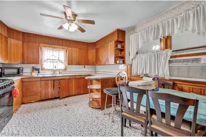 40622 Carlisle Avenue, Elyria, OH 44035 - Photo 8
