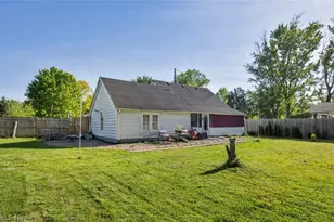 40622 Carlisle Ave, Elyria, OH 44035 - Photo 4