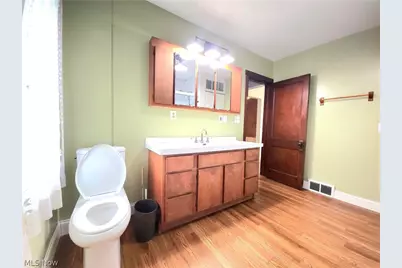 821 Cleveland Road, Ravenna, OH 44266 - Photo 16