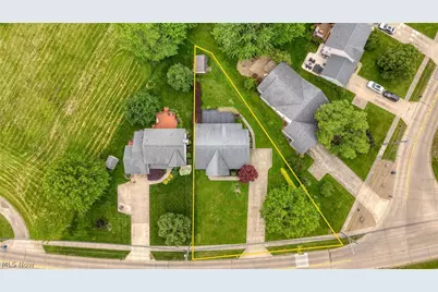 710 Erie Road, Eastlake, OH 44095 - Photo 2