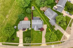 710 Erie Rd, Eastlake, OH 44095 - Photo 2