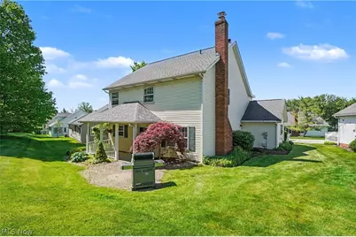 1565 Windrow Lane, Grandview Heights, OH 44147 - Photo 6