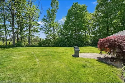 1565 Windrow Lane, Grandview Heights, OH 44147 - Photo 8