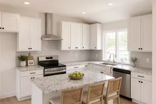 3654 Rolling Ridge Rd NE, Canton, OH 44721 - Photo 2