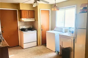 1296 Ottawa Ave, Akron, OH 44305 - Photo 4