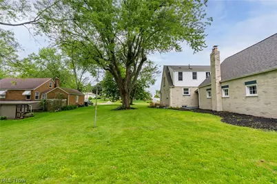 2607 Lakeside Avenue NW, Canton, OH 44708 - Photo 6