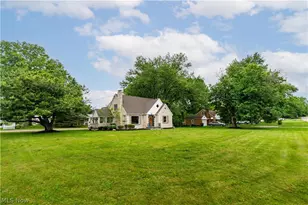 2607 Lakeside Ave NW, Canton, OH 44708 - Photo 2