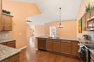 625 Crossings Cir, Tallmadge, OH 44278 - Photo 16