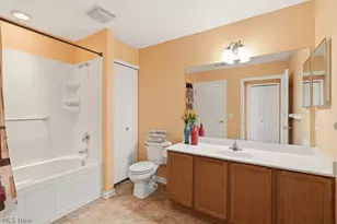 625 Crossings Cir, Tallmadge, OH 44278 - Photo 20