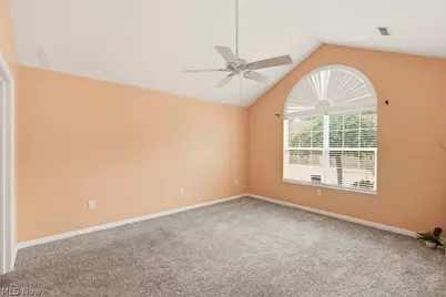 625 Crossings Circle, Tallmadge, OH 44278 - Photo 18